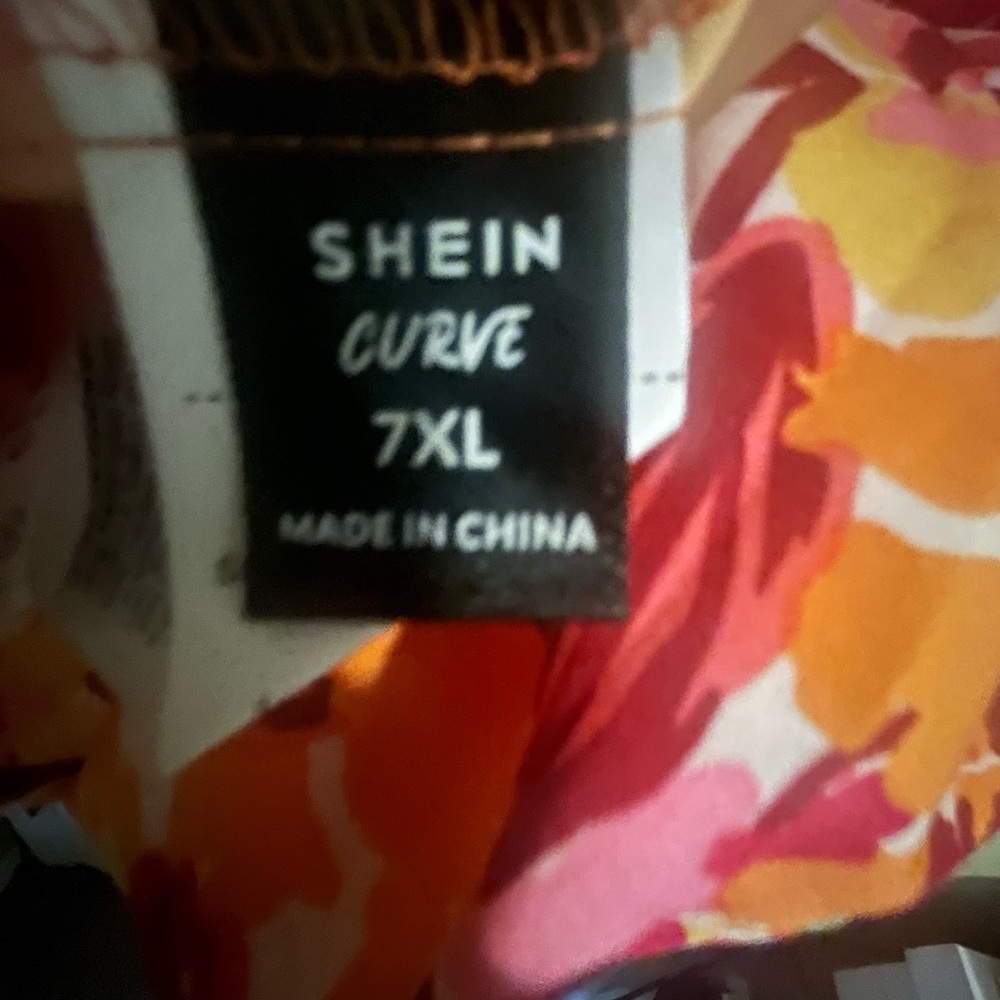 SHEIN Curve Floral Top in Pink and Orange - Picture 2 of 2